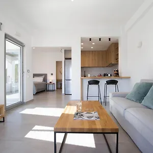 https://hermesdione.rethymnohotels.net